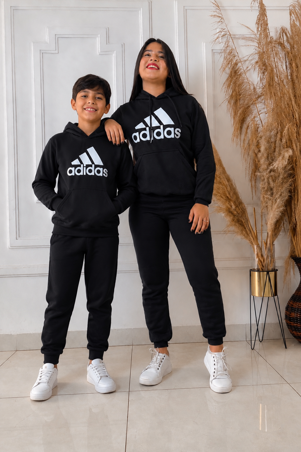 Conjunto Moletom adidas - com elástico regulável na cintura Flanelado- (preto)