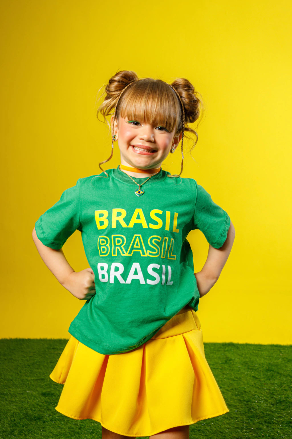 Conjunto brasil- saia com short por baixo