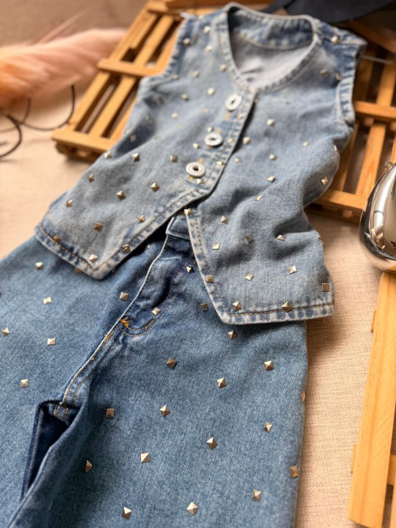 Conjunto jeans spikes taxinhas