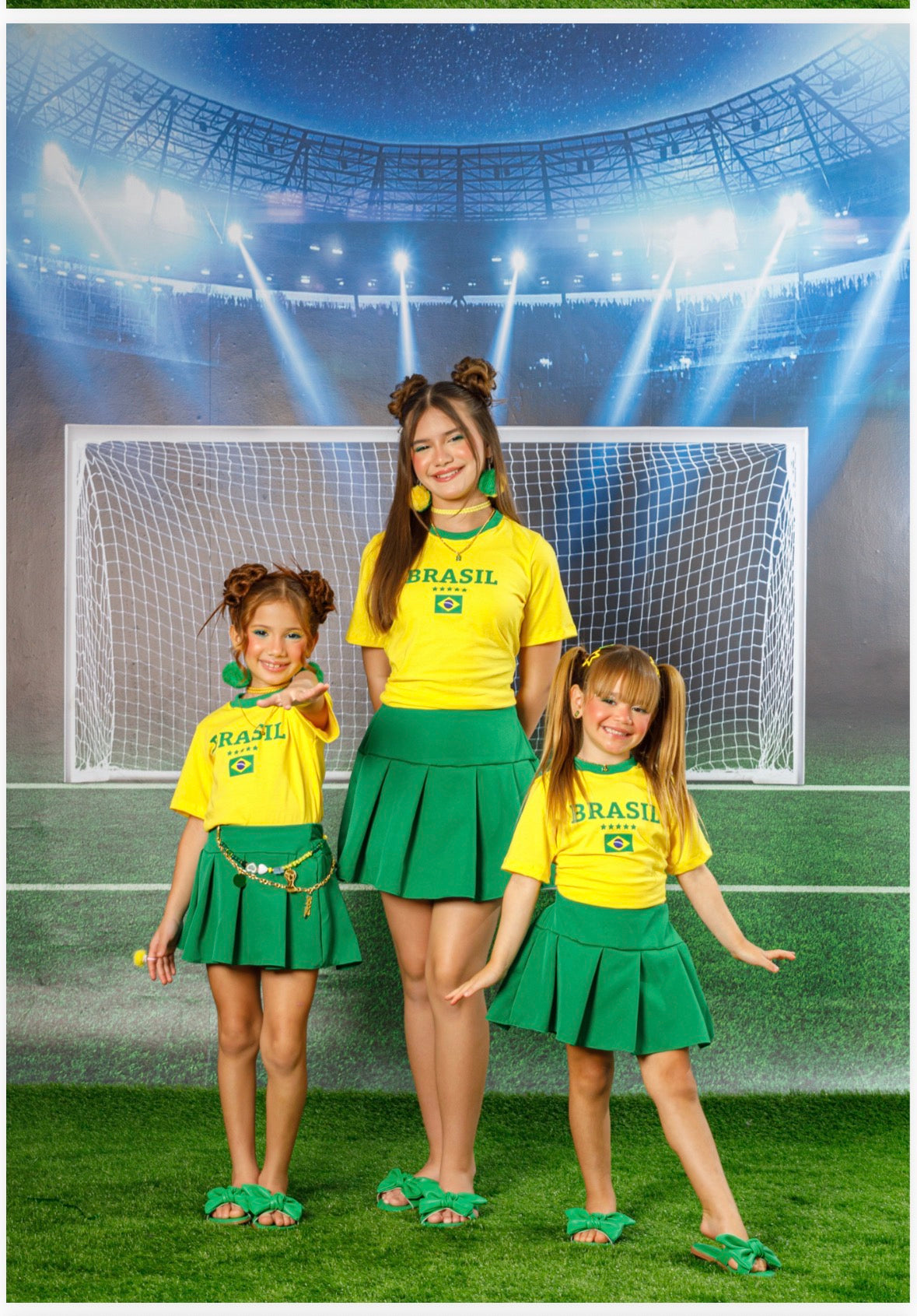 Combinadinho Brasil (Saia Verde com short por baixo)