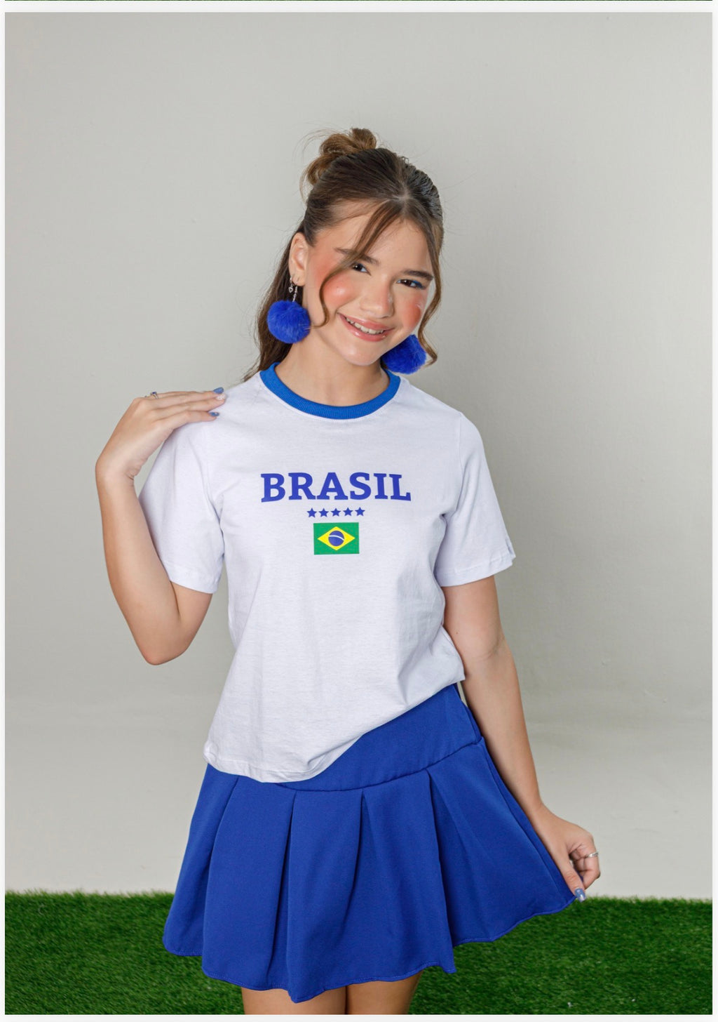 Combinadinho Brasil- Saia Azul com short por baixo