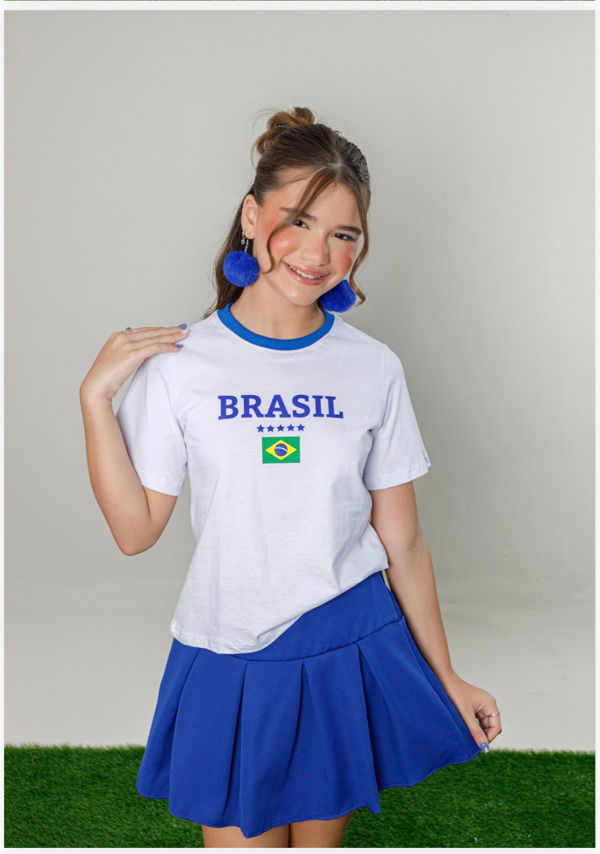 Combinadinho Brasil- Saia Azul com short por baixo