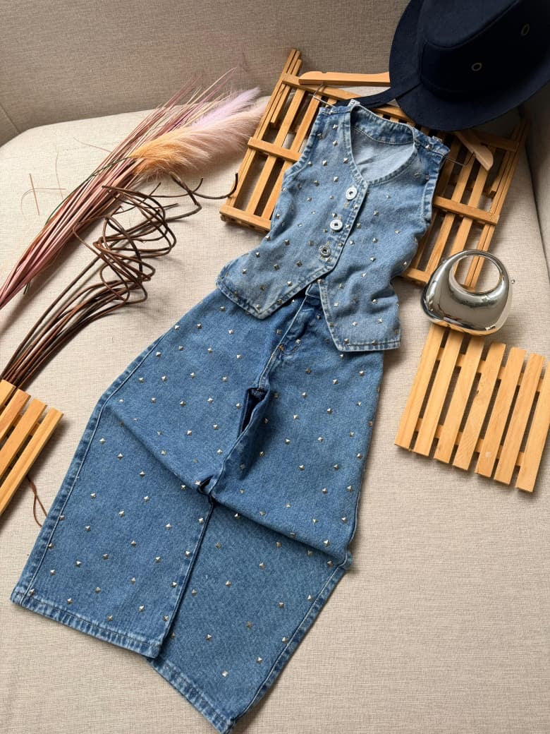 Conjunto jeans spikes taxinhas