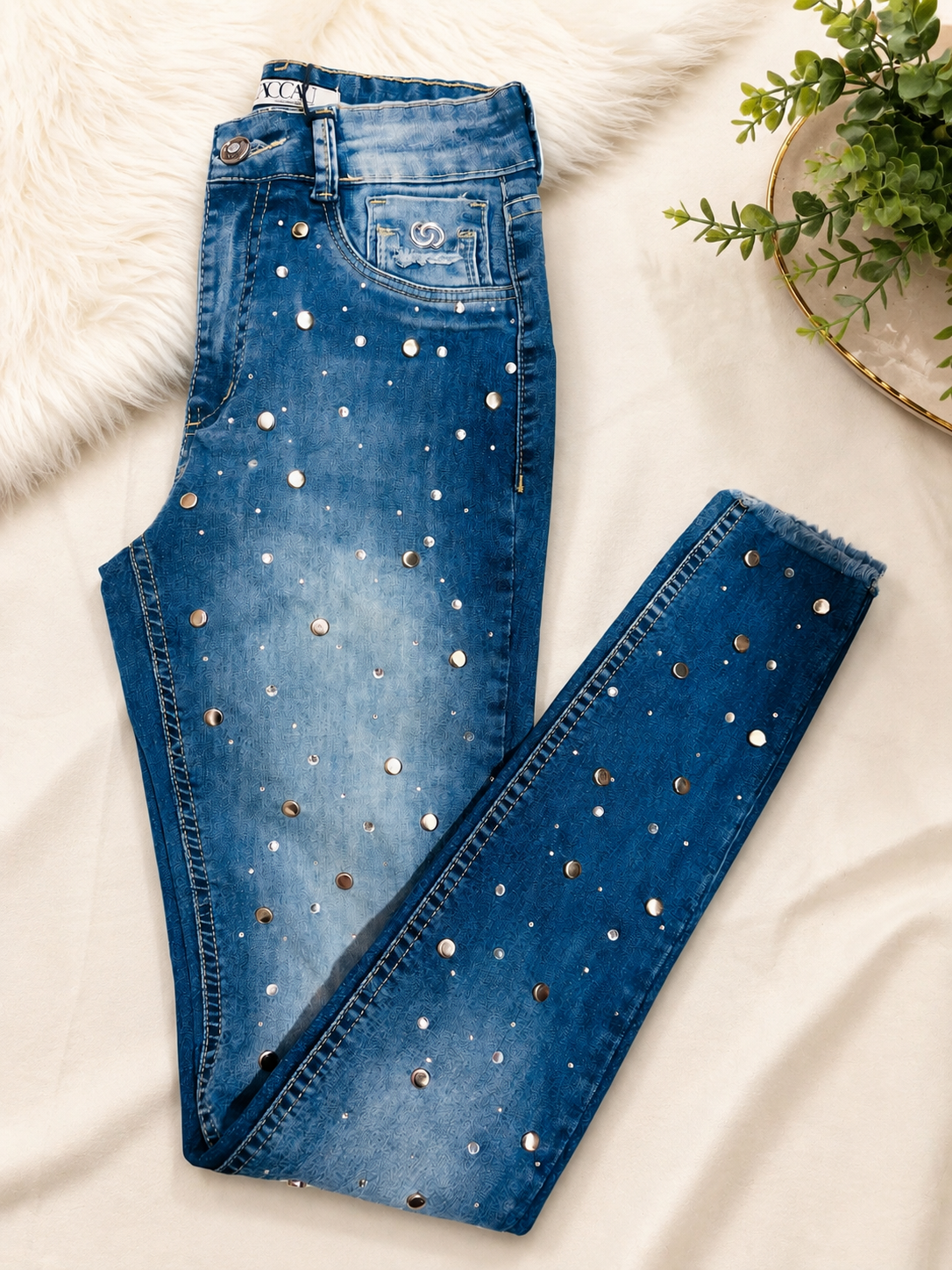 Calça Jeans Juvenil Cacau Jeans com Tachinhas e Strass