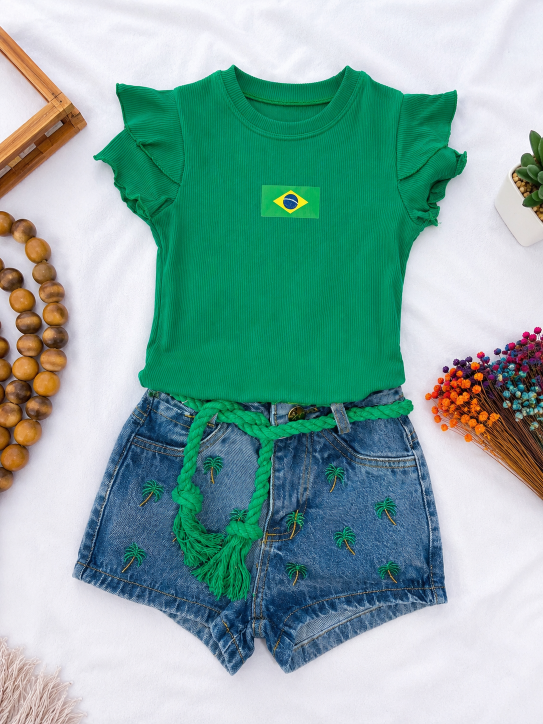 Short + T-shirt Brasil - acompanha o cintinho (cordão )