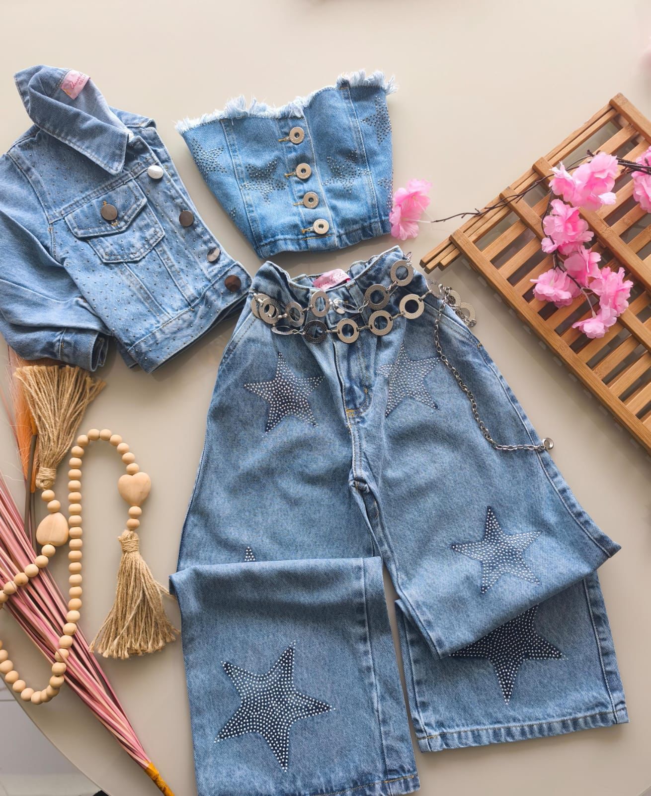 Calça jeans wid leg estrela strass