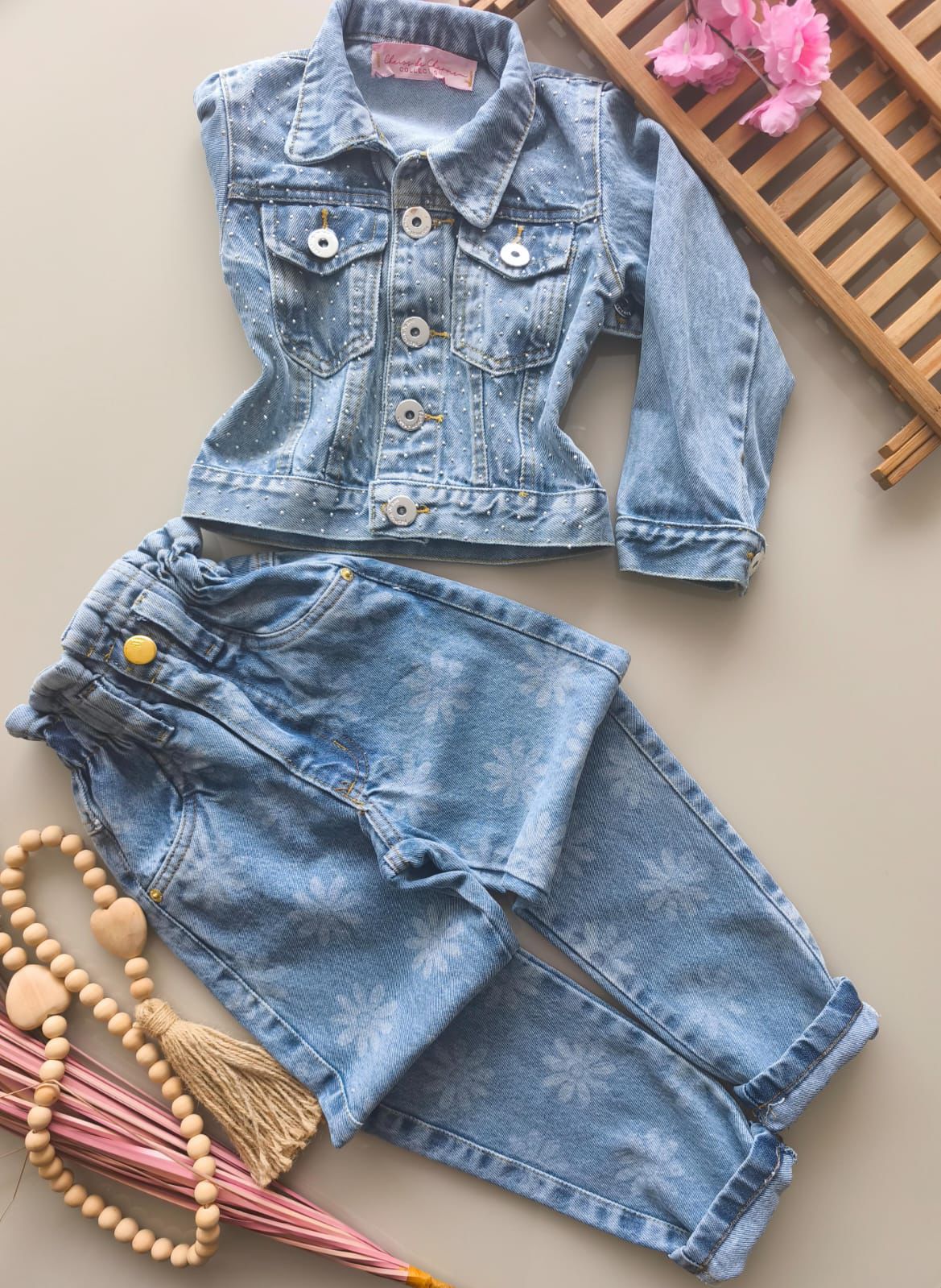 Calça jeans elástico flores laser