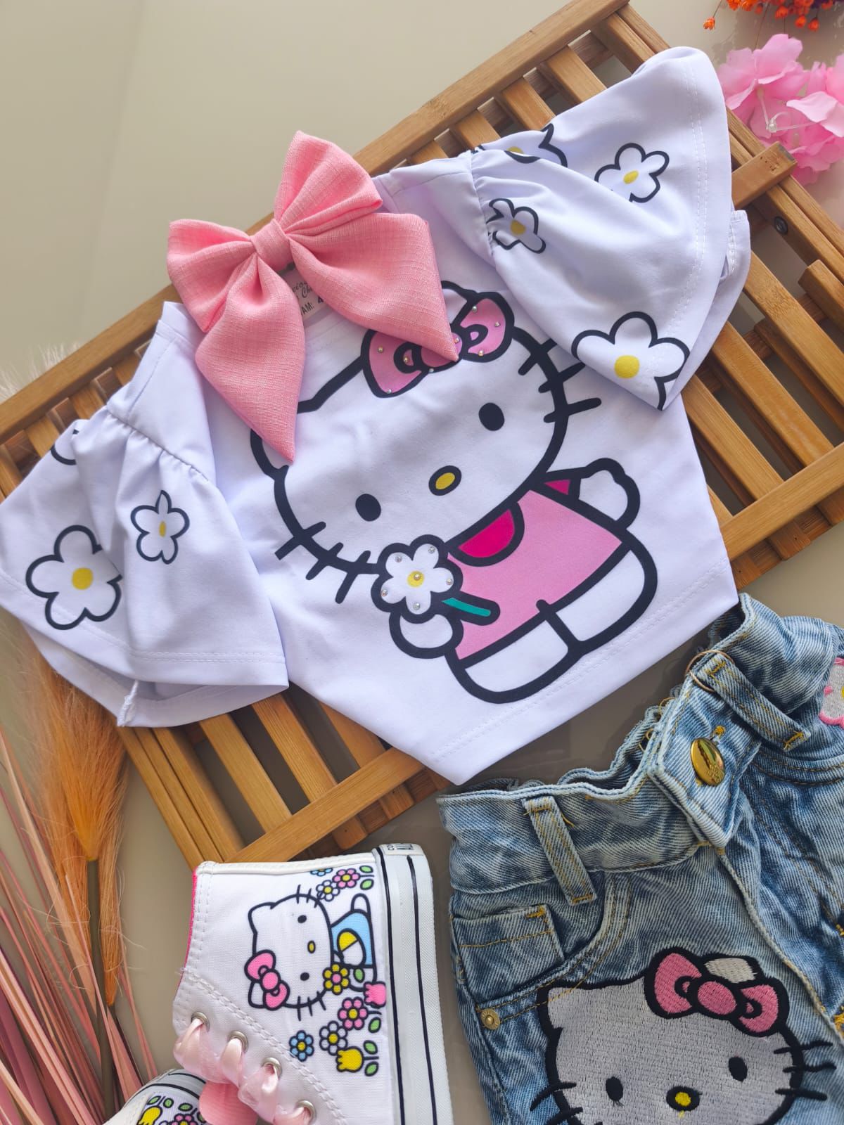 Blusa  godê hello kitty