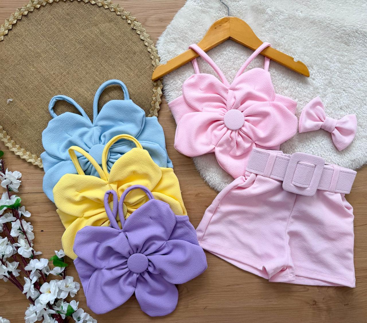 Conjunto top flor Max COLORS