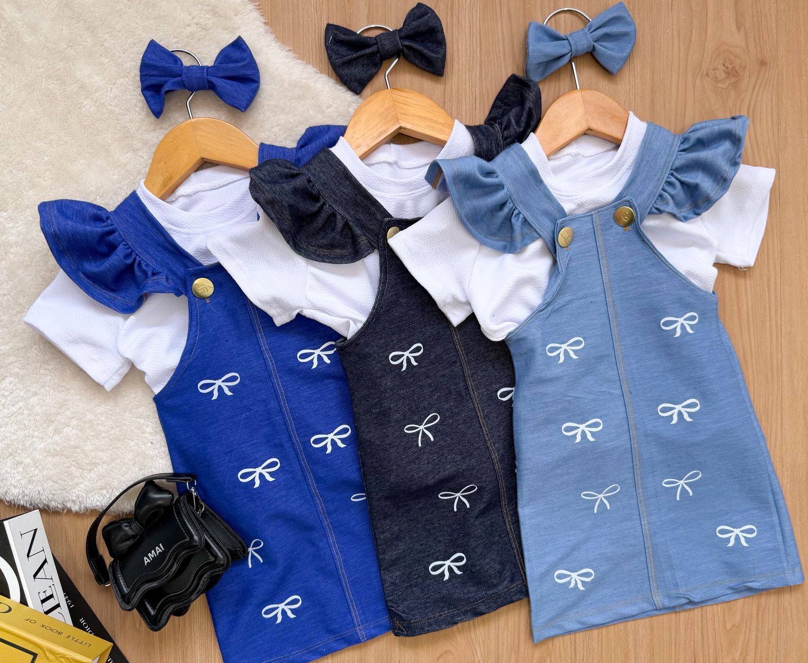 Salopete com blusa + laço