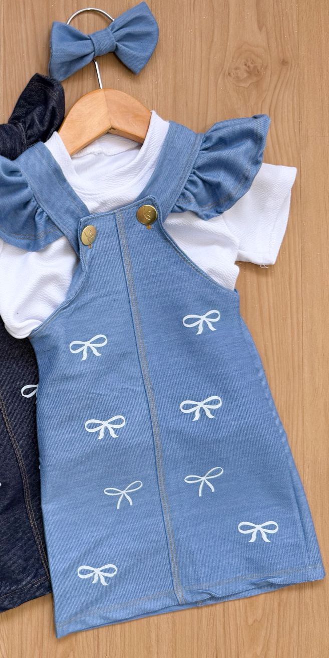 Salopete com blusa + laço