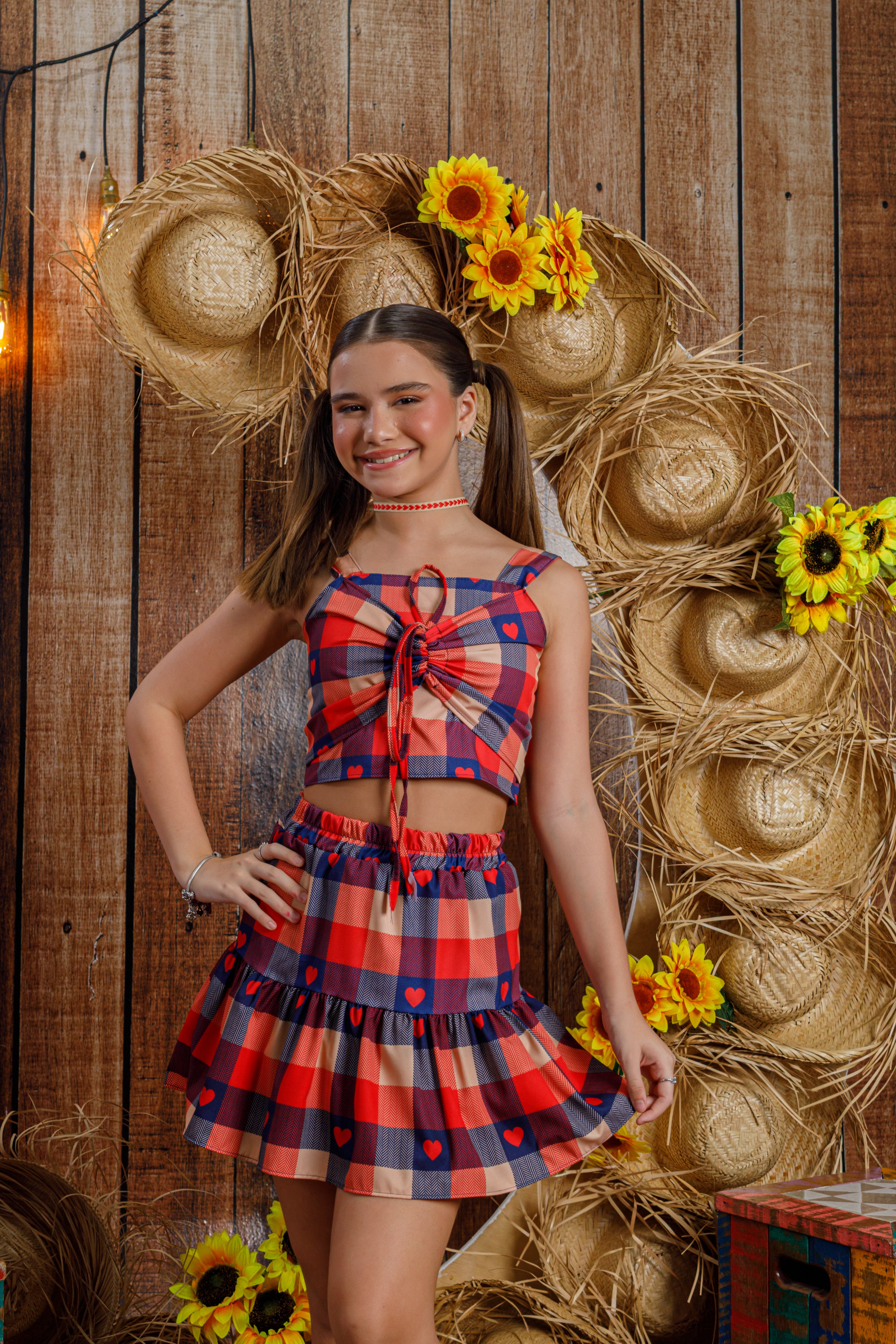 Conjunto Coração Caipira- saia com short